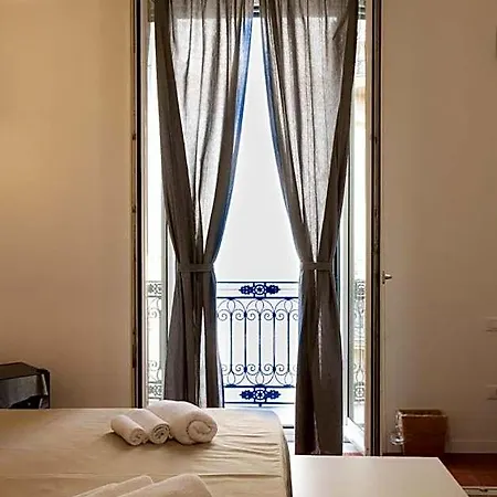 Piazza Florio 3*